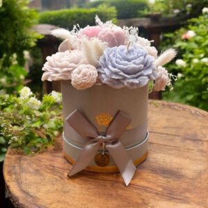 Подарункова коробка зі свічками Alureina з 11 квітів ручної роботи