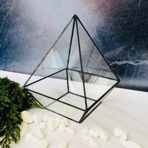 Компактний флораріум у формі піраміди з італійського скла