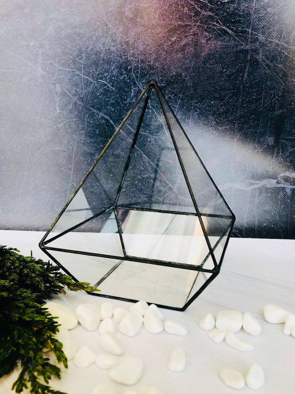 Скляний флораріум «Піраміда» 19×15 см ручної роботи