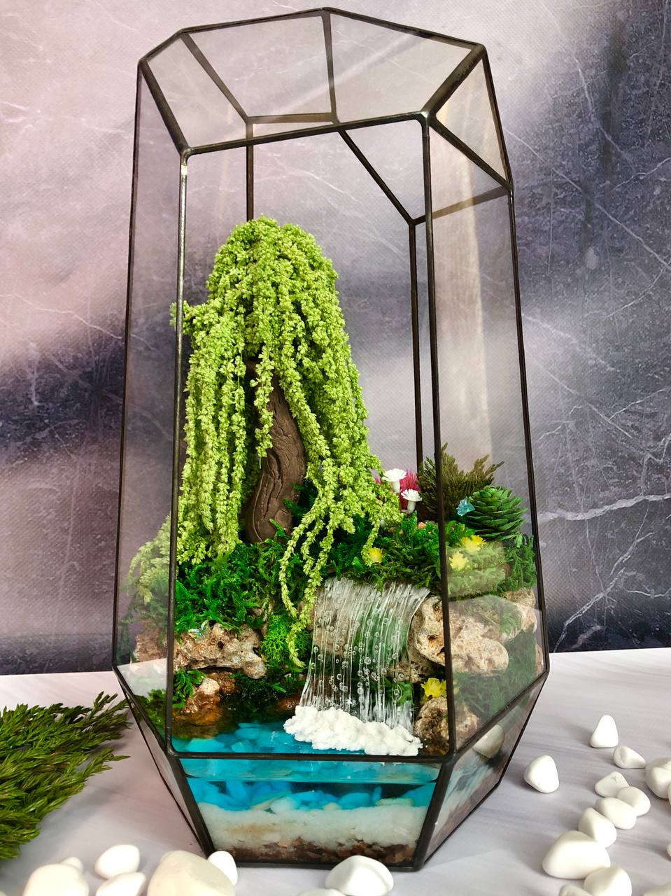 Декоративний флораріум з образом іви та водоспаду ручної роботи