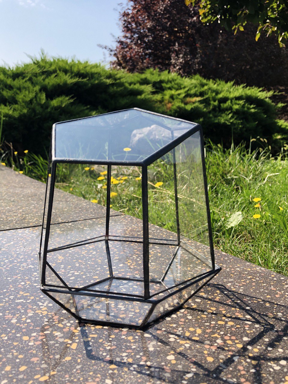 Пустий відкривний флораріум Айсберг як дизайнерський об’єкт