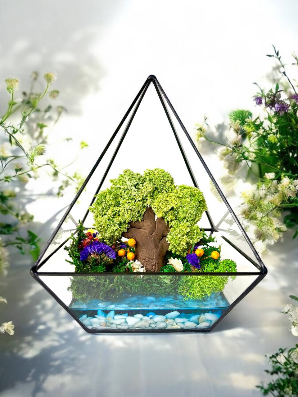 Флораріум Дуб на узліссі зі стабілізованого моху та квітів